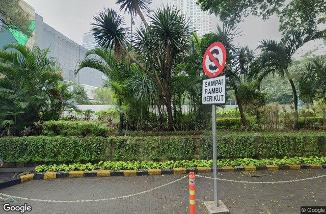 Street View of Gandaria City Padel