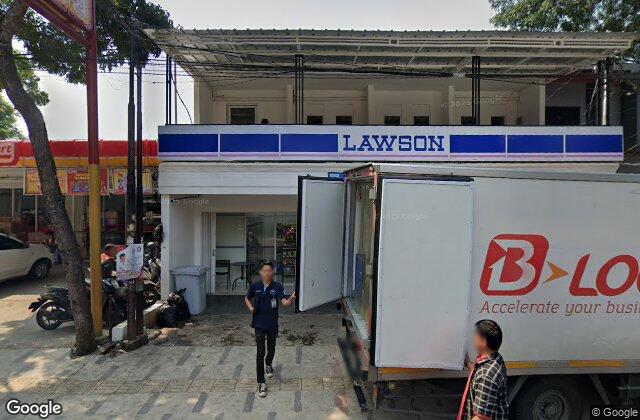 Street View of Padel Plush