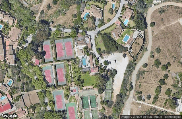 Satellite view of Club de Tenis y Padel Lew Hoad