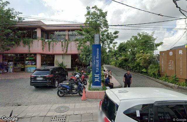 Street View of Holywings Padel Club The Luc Bali