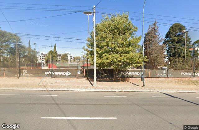 Street View of Les Courts - Tenis, Padel y Squash