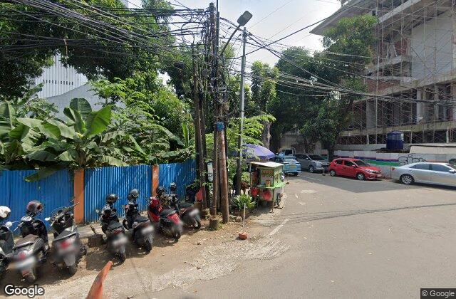 Street View of Sun and Moon Padel