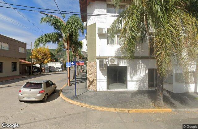 Street View of Lake Padel