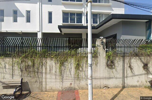 Street View of Maison De Padel
