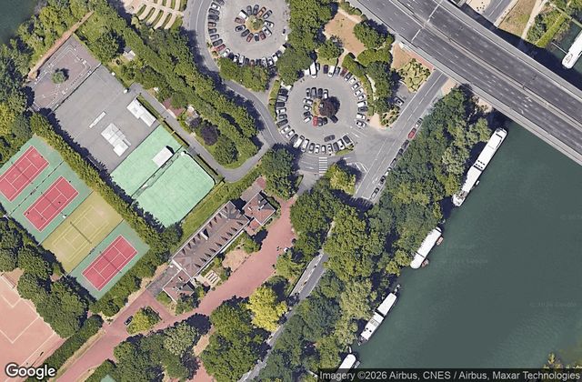Satellite view of UrbanPadel - Club de Padel Puteaux-Ile