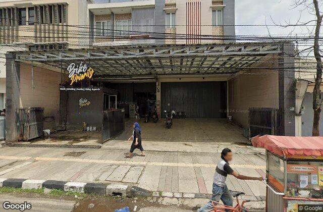 Street View of priority padel club