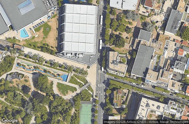 Satellite view of 4PADEL Boulogne-Billancourt