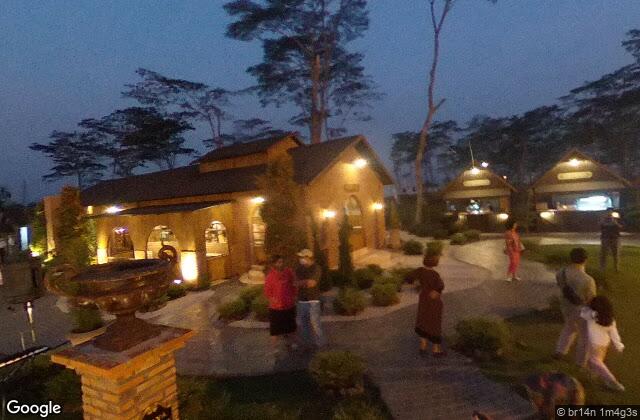 Street View of Padel Garden