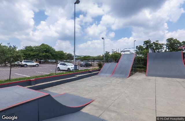 Street View of Thrashers Padel & Skate